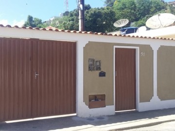 Aluga-se casa no bairro Palhas, Para�ba do Sul/RJ.