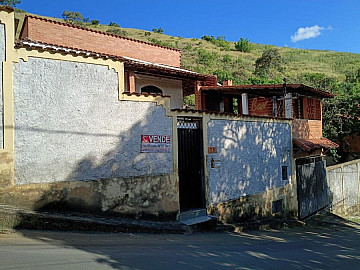 Vende casa no bairro Grot�o, Para�ba do Sul/RJ.