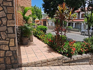 Aluga-se apartamento no Centro, Para�ba do Sul/RJ