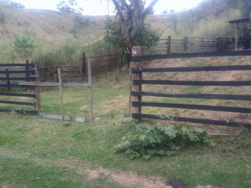 Terreno - Venda - Lava Pés - Paraíba do Sul - RJ