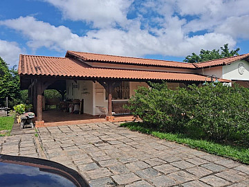 Vende-se casa em Werneck, Para�ba do Sul/RJ.