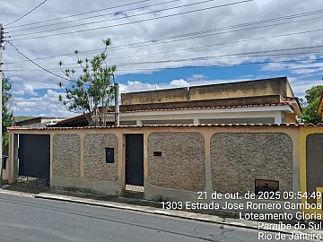 Vende-se casa bairro Gl�ria em Werneck, Para�ba do Sul/RJ.